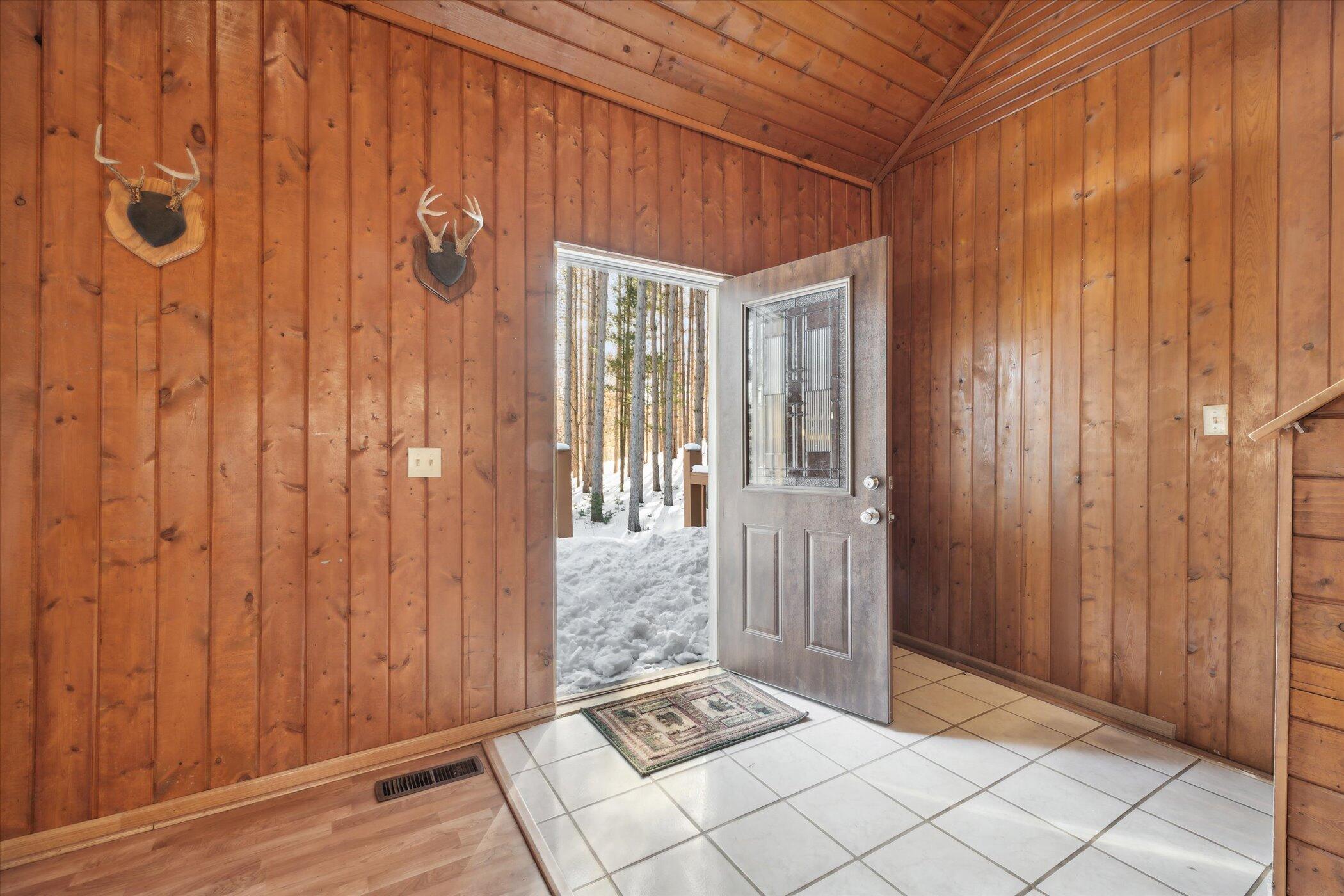 4851 Northwest Lake Road Lakeview, MI 48850 - Photo 12 of 46 05-4851-Lake-Rd-Lakeview-MI-48850--Windo