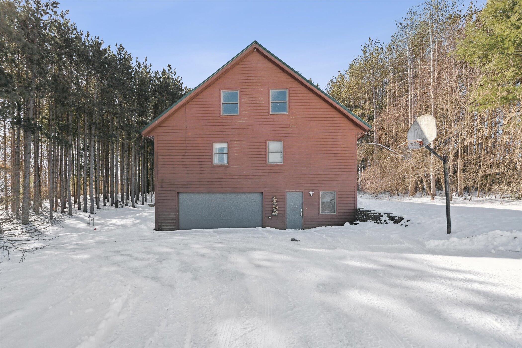 4851 Northwest Lake Road Lakeview, MI 48850 - Photo 44 of 46 44-4851-Lake-Rd-Lakeview-MI-48850--Windo