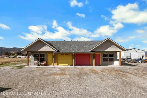 $750,000 | 185 Franklin Avenue, Thayne, WY 83127