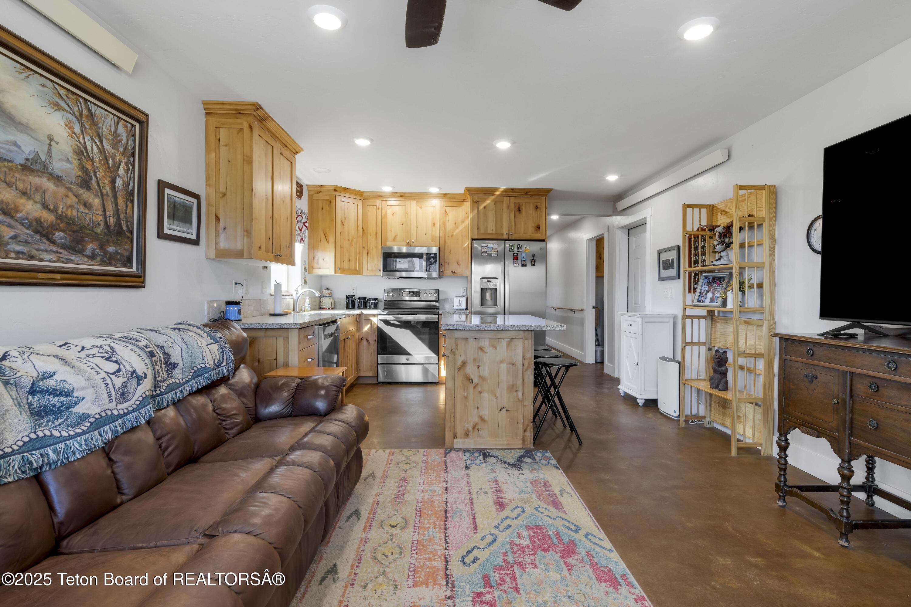 185 Franklin Avenue Thayne, WY 83127 - Photo 15 of 22 Web Twin Home-40