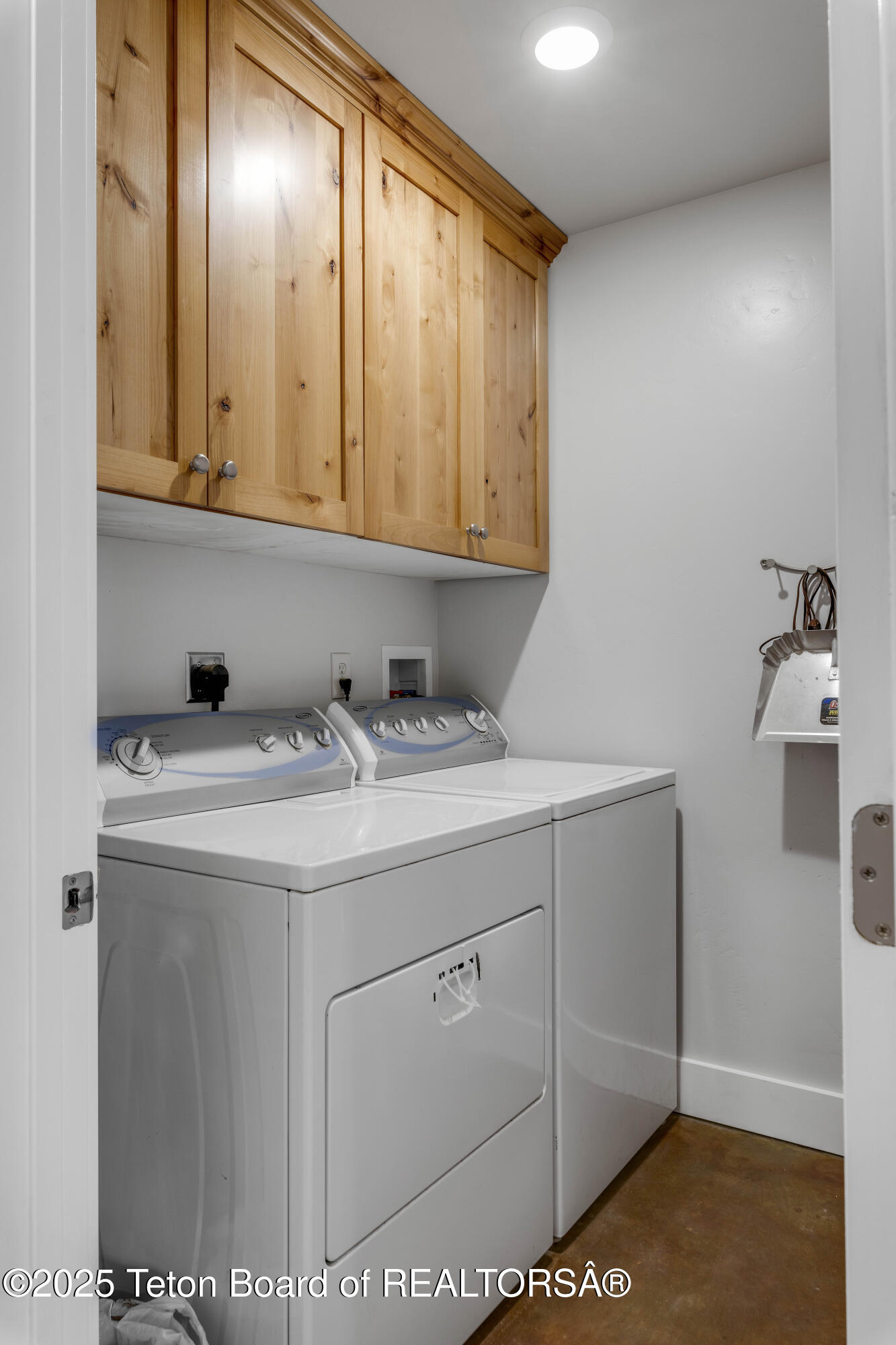 185 Franklin Avenue Thayne, WY 83127 - Photo 17 of 22 Web Twin Home-48