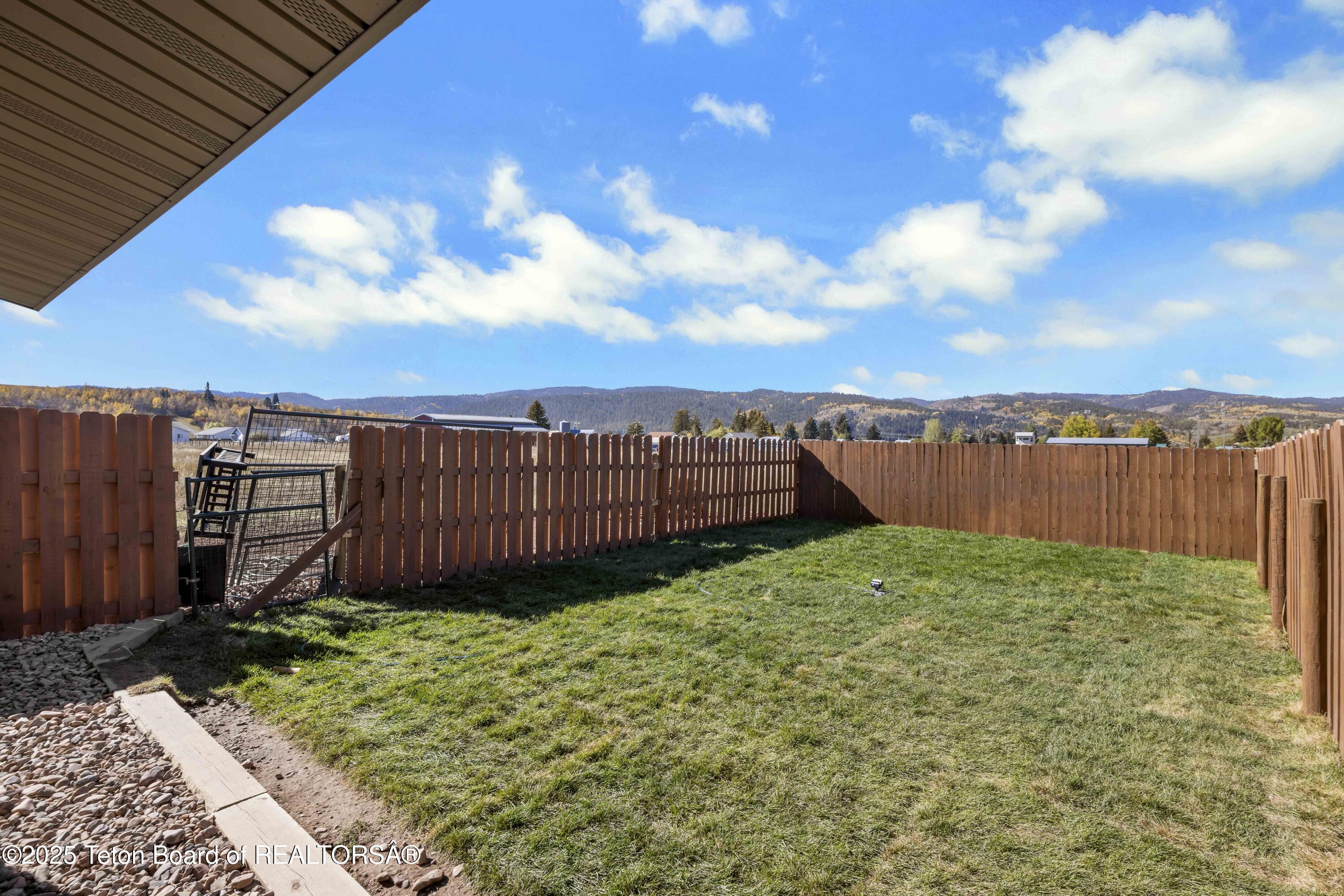 185 Franklin Avenue Thayne, WY 83127 - Photo 21 of 22 Web Twin Home-53