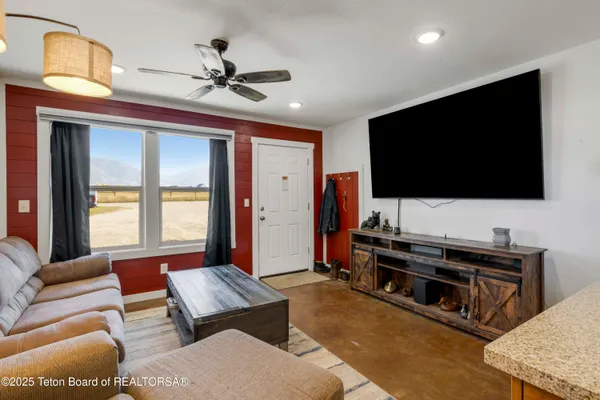 $695,000 | 185 Franklin Avenue, Thayne, WY 83127