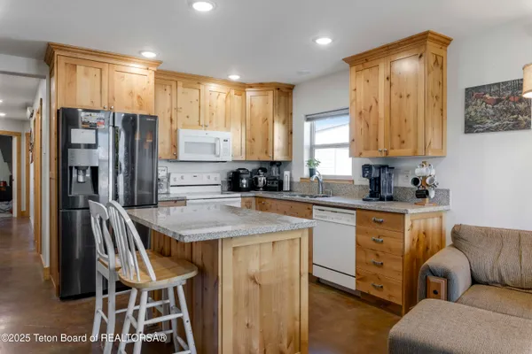 $695,000 | 185 Franklin Avenue, Thayne, WY 83127