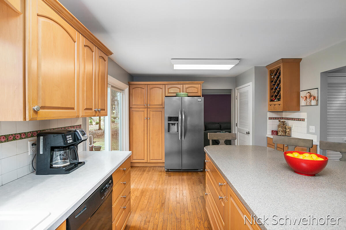 360 Stone Harbor Road Holland, MI 49424 - Photo 11 of 50 IMG_1010