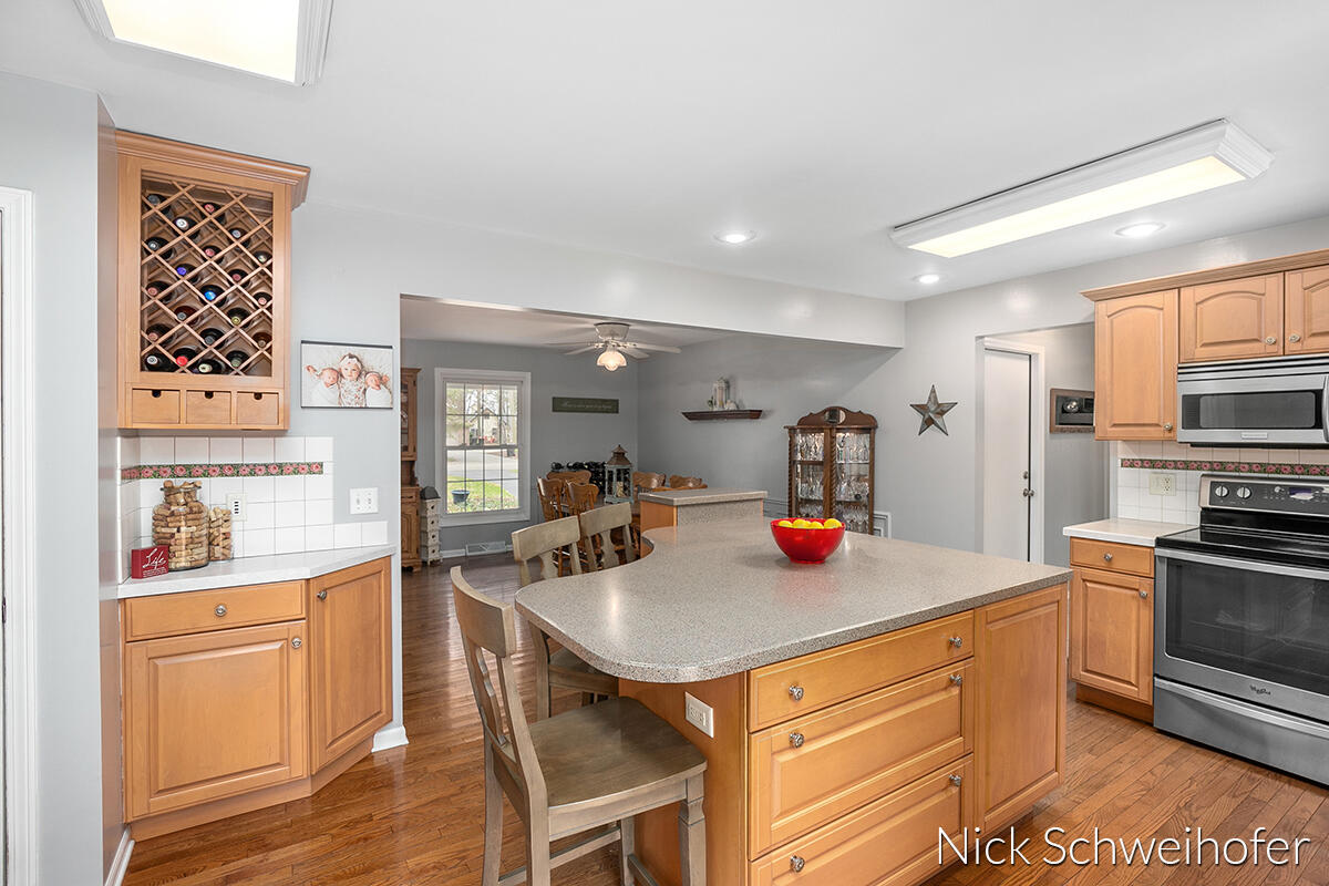 360 Stone Harbor Road Holland, MI 49424 - Photo 12 of 50 IMG_1011