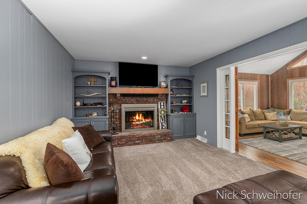 360 Stone Harbor Road Holland, MI 49424 - Photo 15 of 50 Family Room