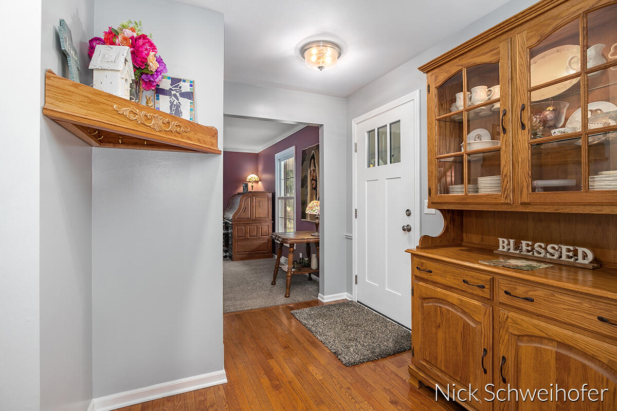 360 Stone Harbor Road Holland, MI 49424 - Photo 5 of 50 IMG_1004