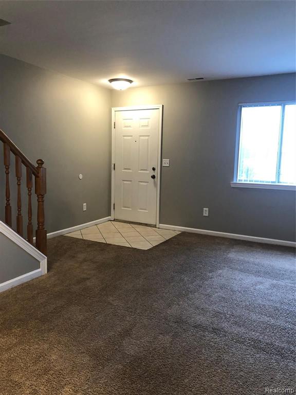 50558 Maurice Road Chesterfield, MI 48047 - Photo 8 of 34