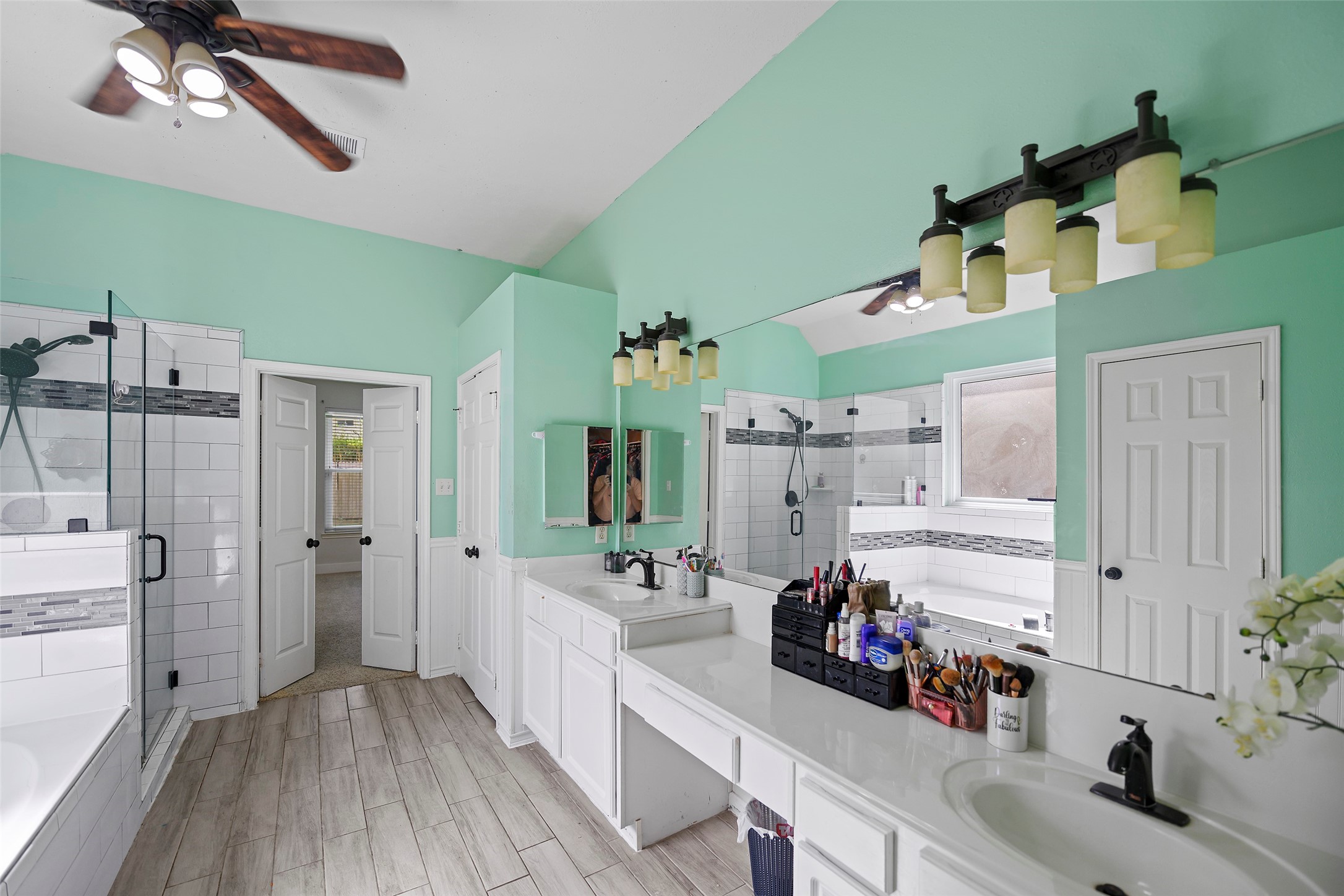9211 Memorial Grove Drive Spring, TX 77379 - Photo 14 of 47 Principal Bathroom with double sink