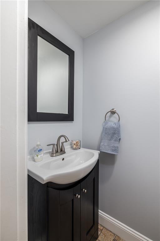 746 Pinoak Road Pittsburgh, PA 15243 - Photo 20 of 25 Gallery Image 20