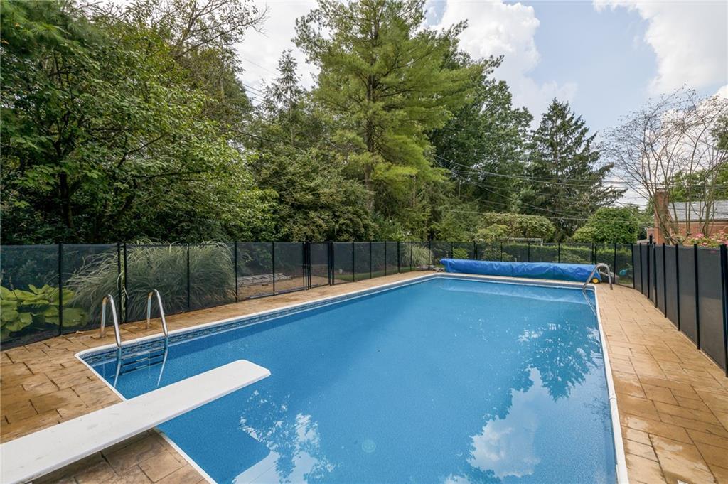 746 Pinoak Road Pittsburgh, PA 15243 - Photo 23 of 25 Gallery Image 23
