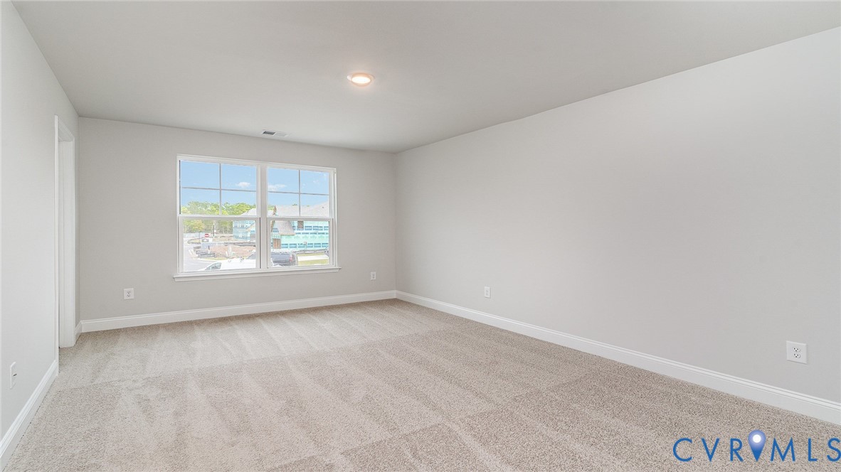 16943 Barmer Road Chesterfield, VA 23832 - Photo 25 of 39 an empty room with windows