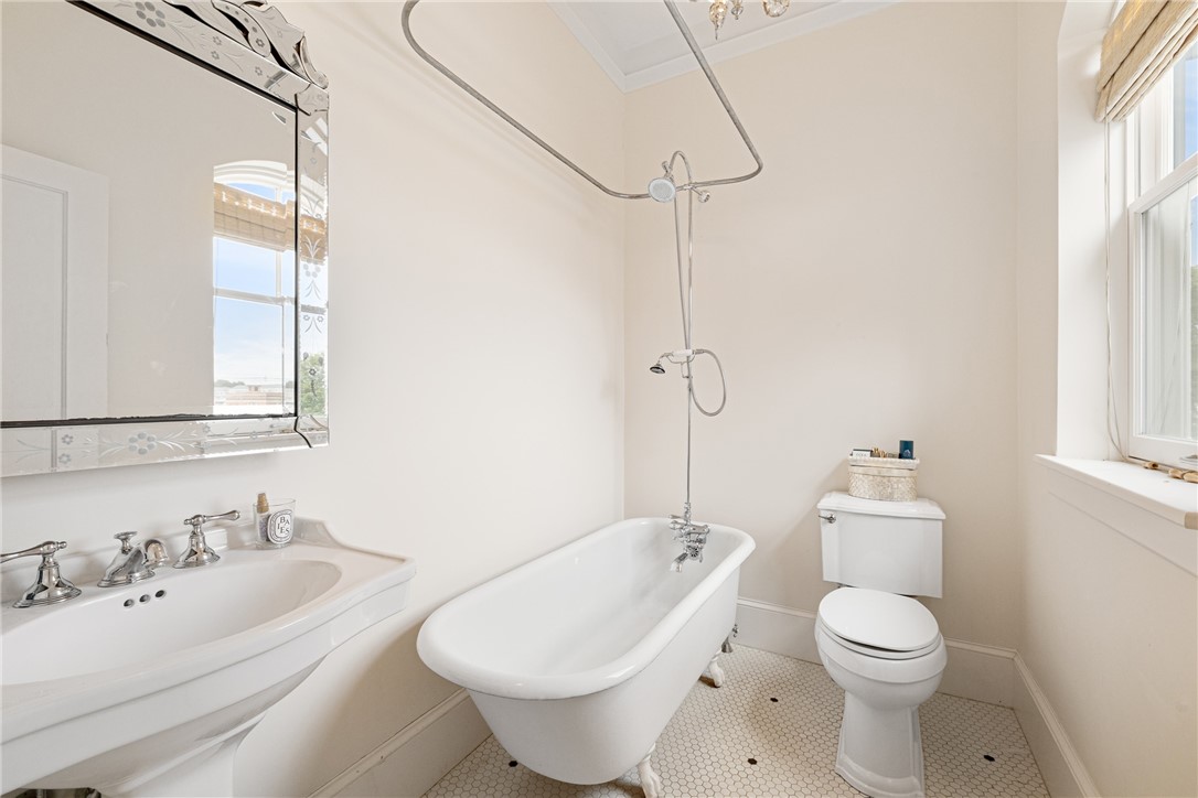 41 Ocean Road Narragansett, RI 02882 - Photo 37 of 50
