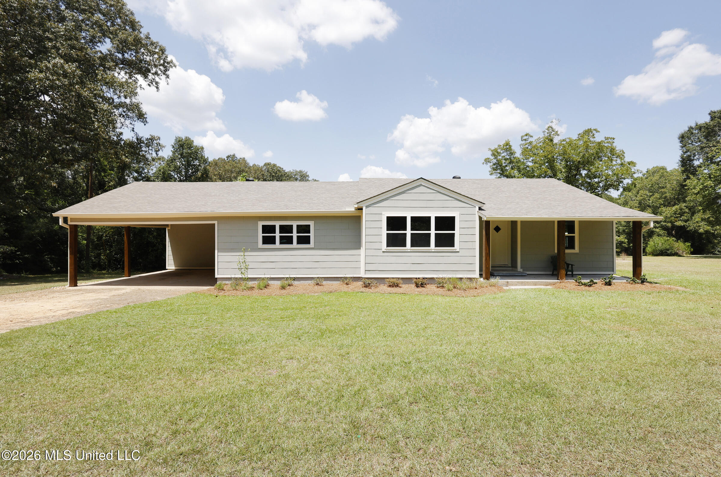 6121 Gibson Road McComb, MS 39648 - Photo 1 of 14 _JCS0314