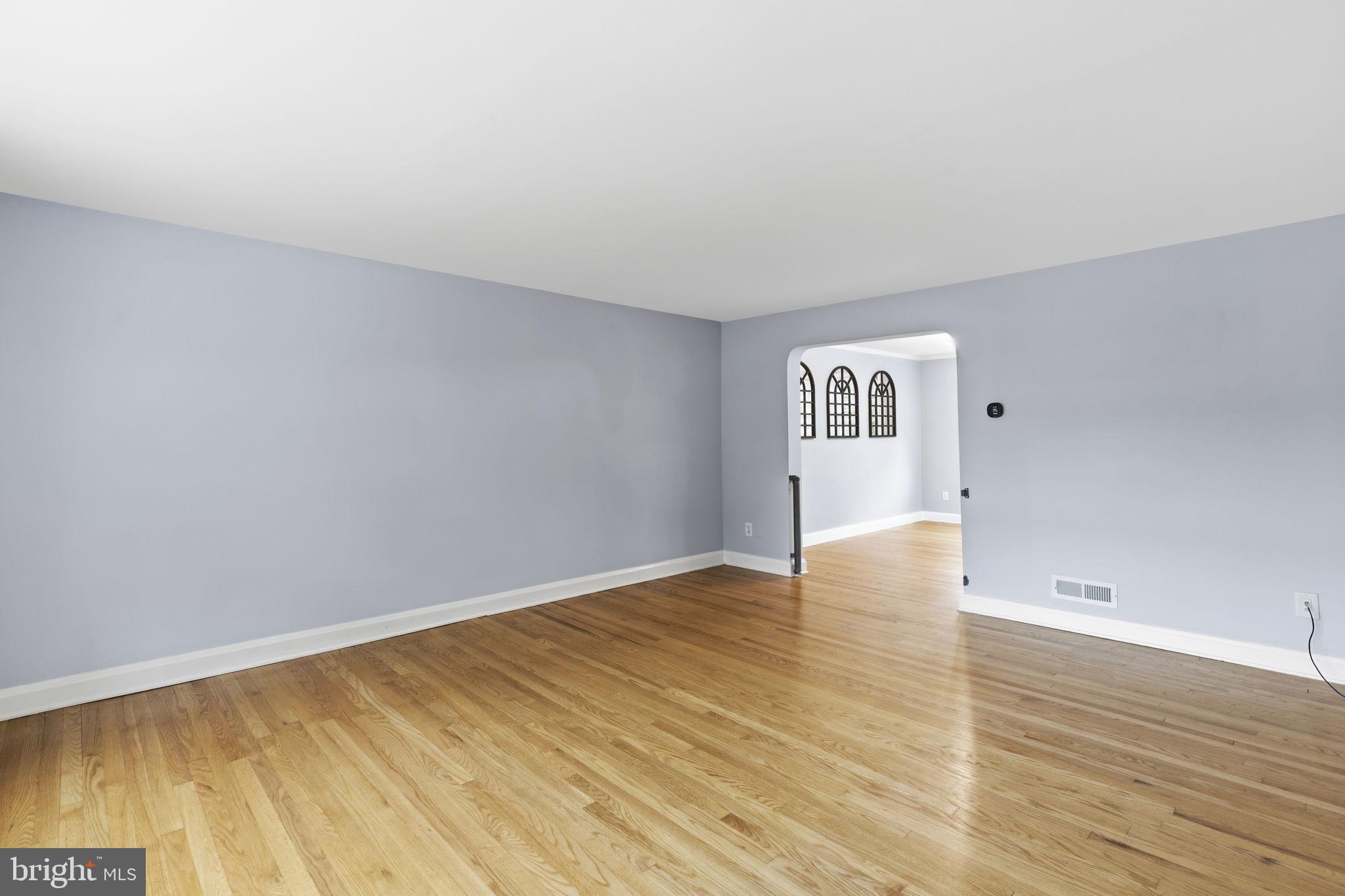1587 Doxbury Road Towson, MD 21286 - Photo 4 of 31 Spacious room with serene hues.