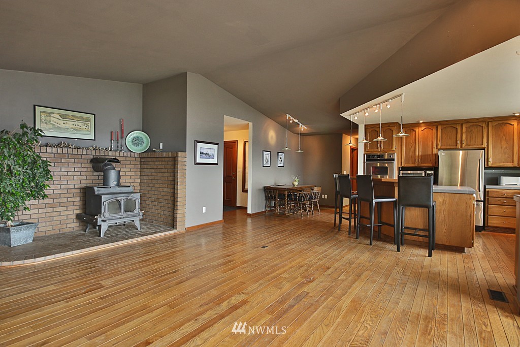 5395 Wilkinson Road Langley, WA 98260 - Photo 5 of 20 Gallery Image 5