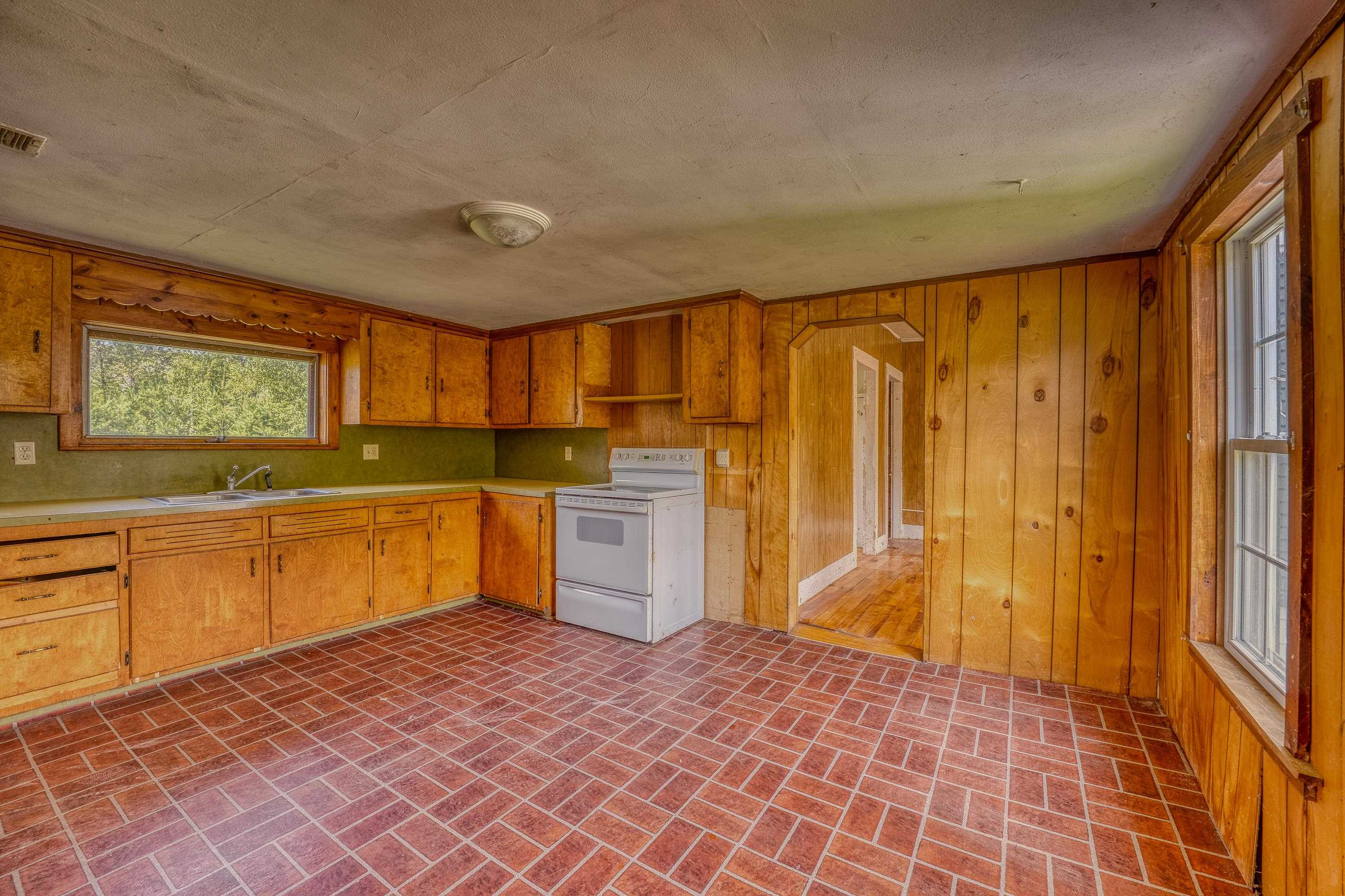 213 Highway 3 Carroll, NH 03595 - Photo 11 of 20