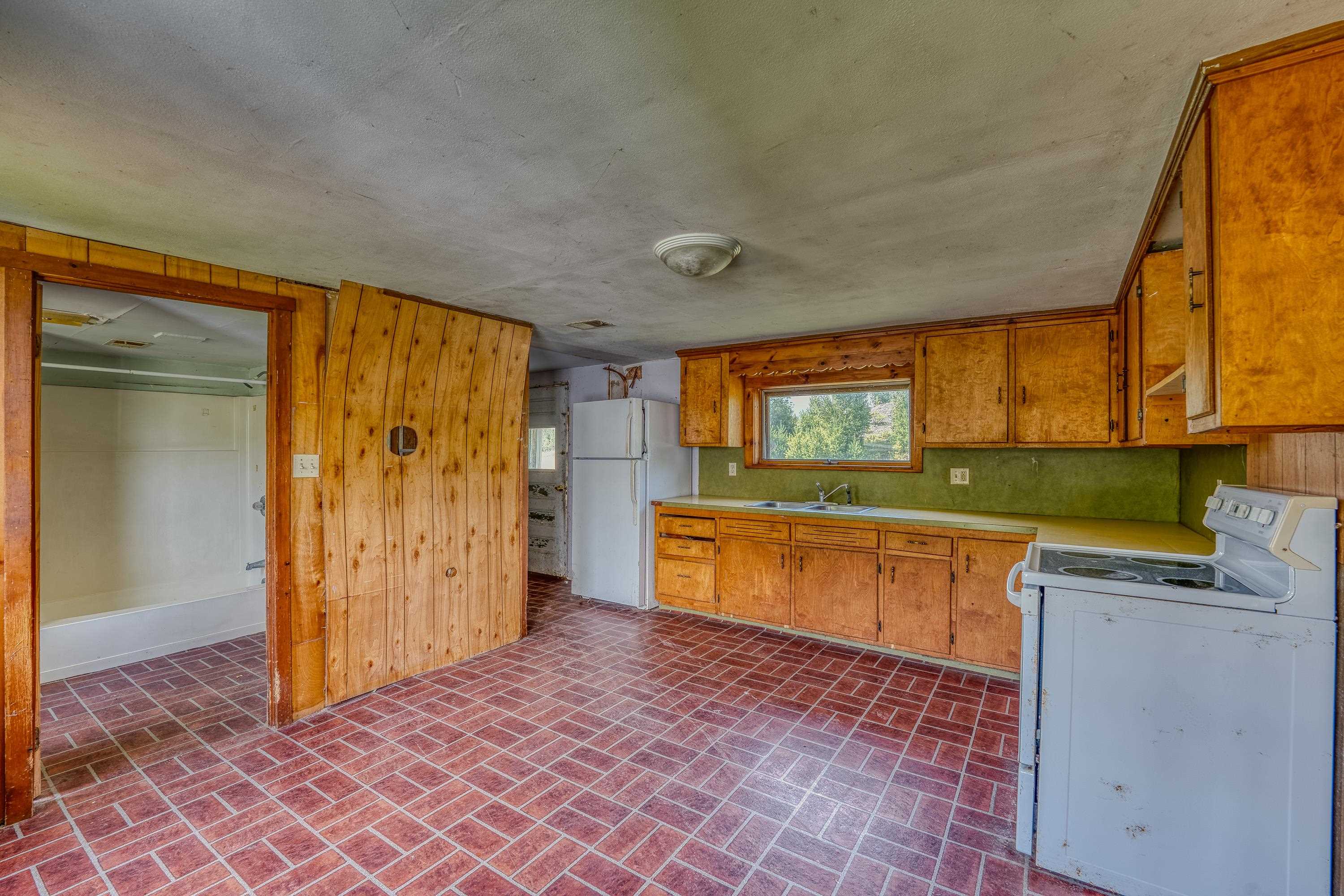 213 Highway 3 Carroll, NH 03595 - Photo 13 of 20