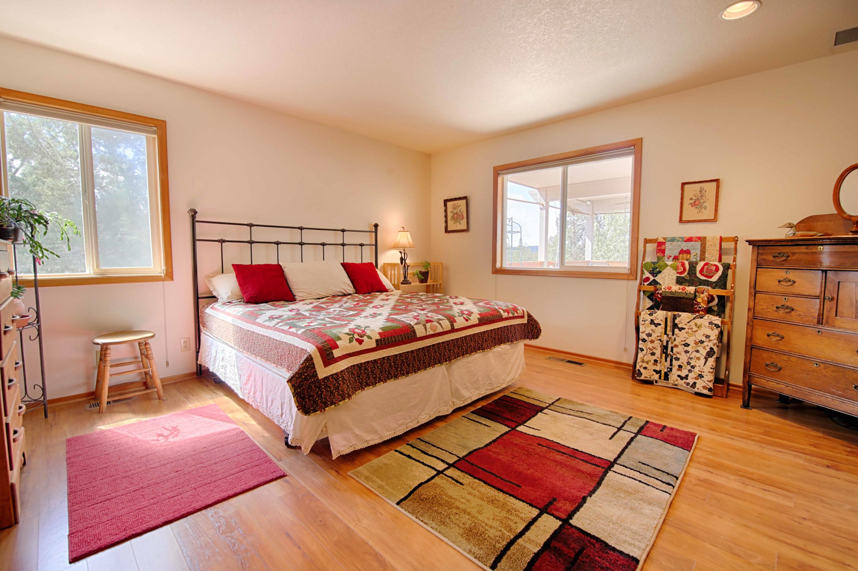 13898 Southwest Ridge Place Terrebonne, OR 97760 - Photo 13 of 38 13898 Ridge Place 13