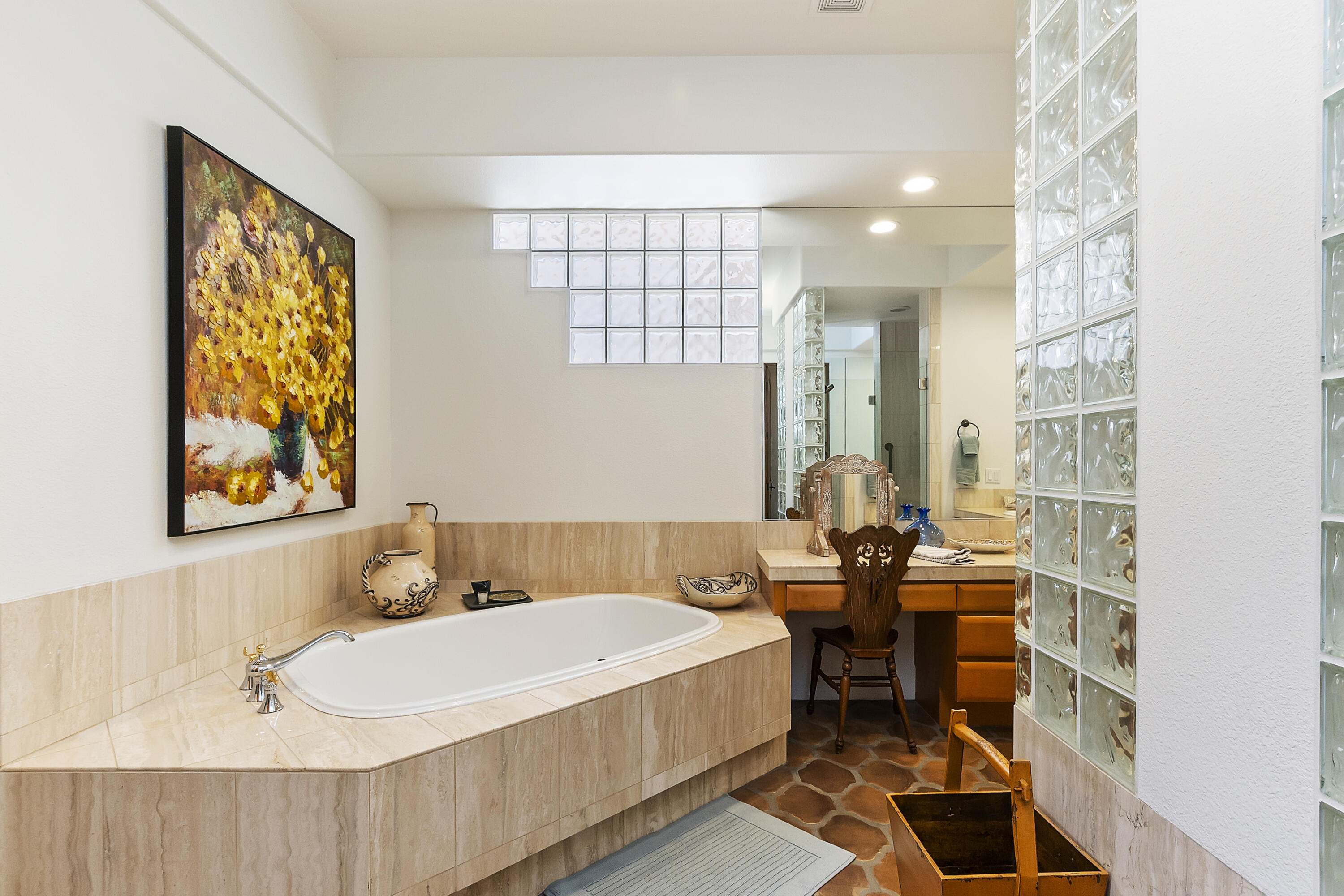 78920 Cabrillo Way La Quinta, CA 92253 - Photo 19 of 41 a bed room with a bed and a chair