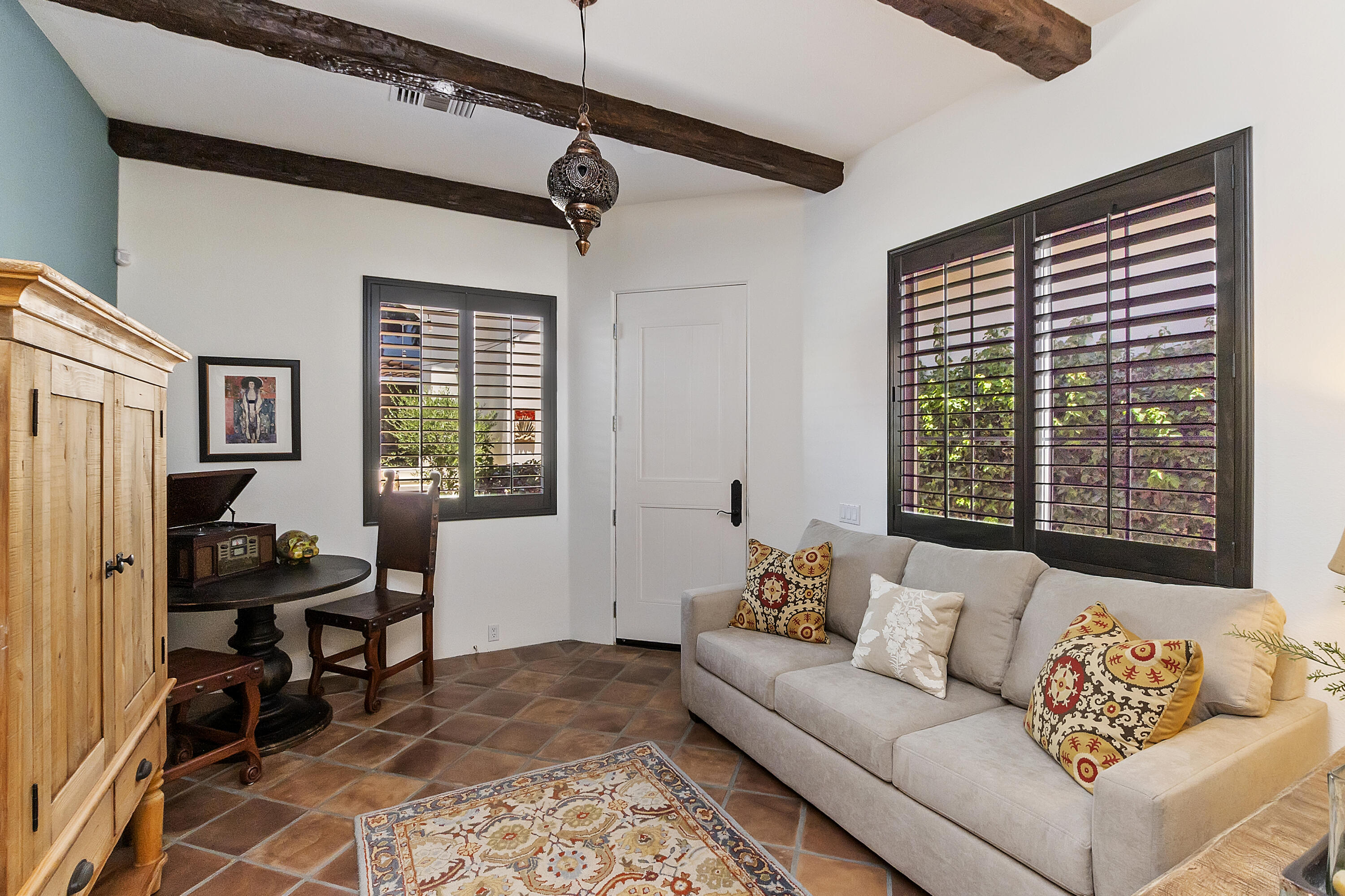 78920 Cabrillo Way La Quinta, CA 92253 - Photo 36 of 41 a living room with furniture and a window