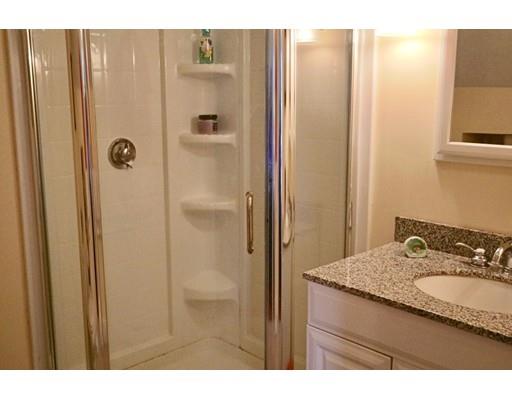 232 Montgomery Road Westfield, MA 01085 - Photo 9 of 27 Gallery Image 9