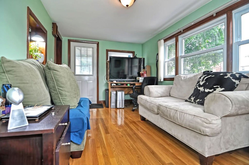 30 Edward Road Watertown, MA 02472 - Photo 12 of 17 Gallery Image 12