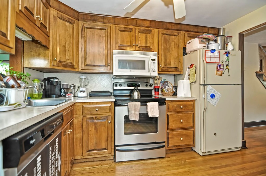 30 Edward Road Watertown, MA 02472 - Photo 8 of 17 Gallery Image 8
