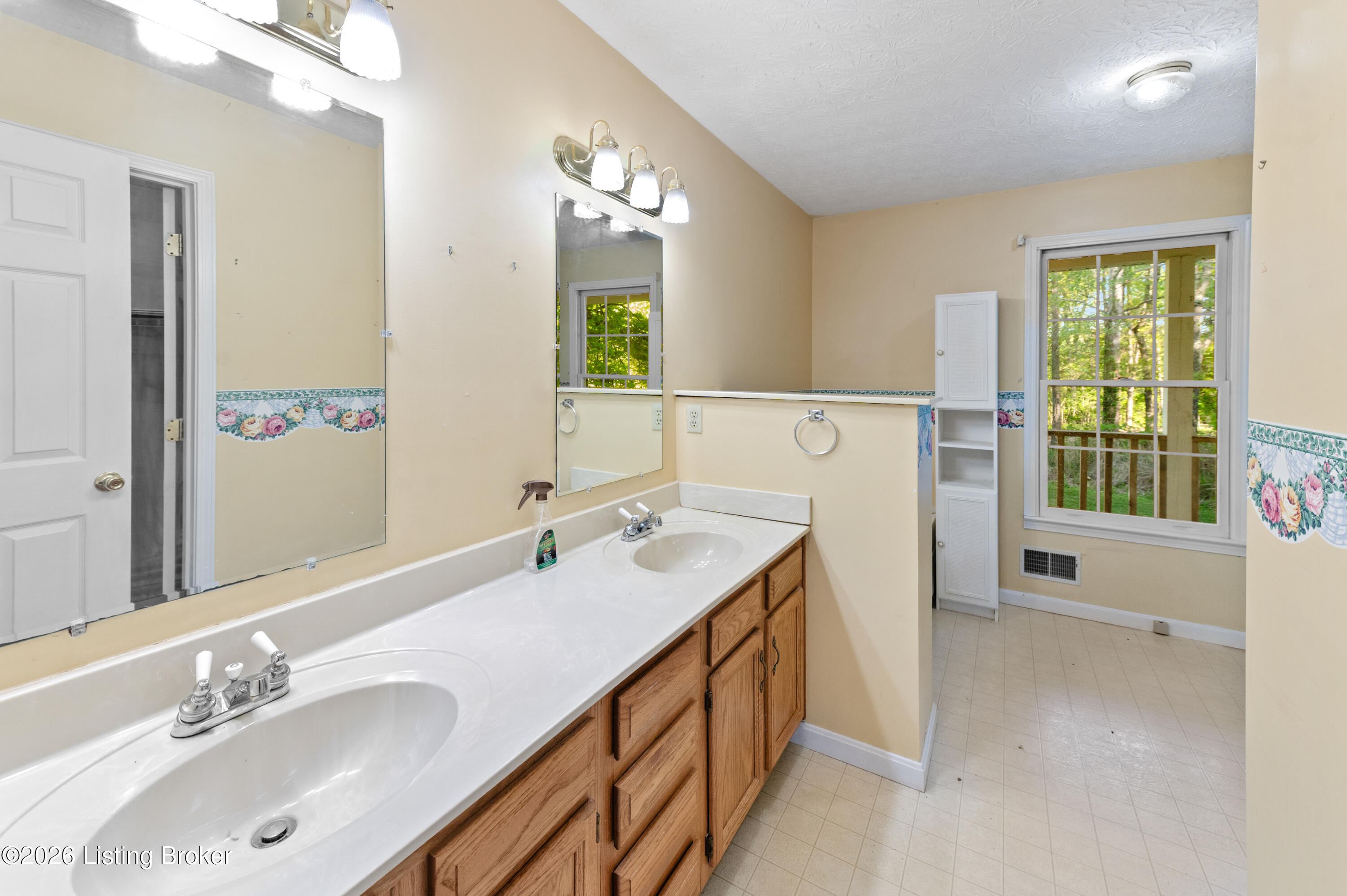 1100 Foley Road Shepherdsville, KY 40165 - Photo 35 of 67 1100FoleyRd-33