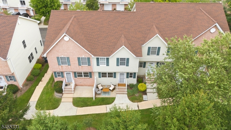 29 Riga Court Scotch Plains, NJ 07076 - Photo 33 of 36 Gallery Image 33