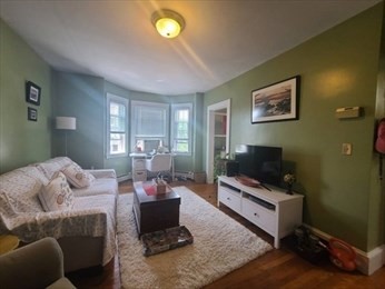 364 K Street, Unit 3 Boston, MA 02127 - Photo 2 of 6