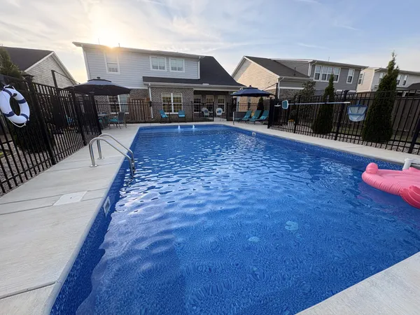 $381,900 | 16 Aurora Circle, Fayetteville, TN 37334