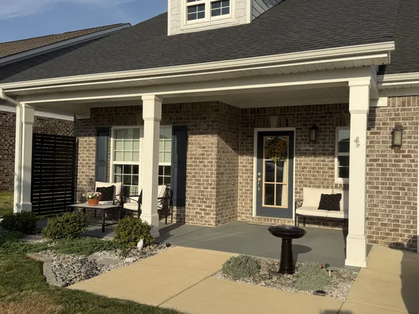 $381,900 | 16 Aurora Circle, Fayetteville, TN 37334