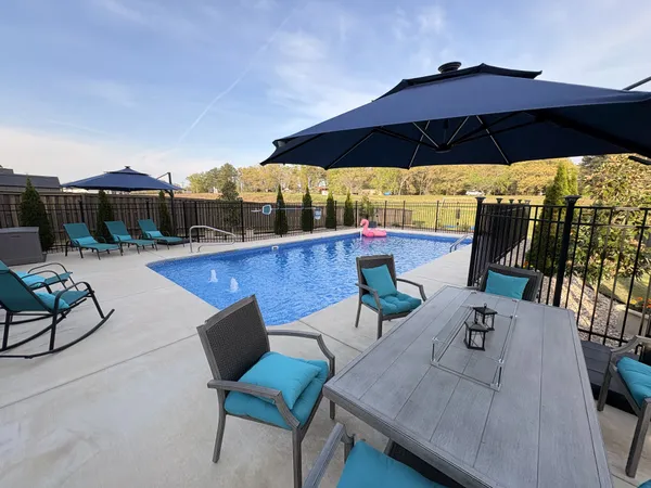 $381,900 | 16 Aurora Circle, Fayetteville, TN 37334