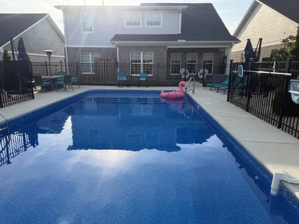 $381,900 | 16 Aurora Circle, Fayetteville, TN 37334