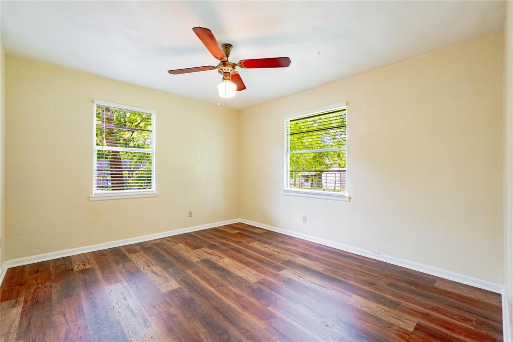 522 East Kempner Street Mabank, TX 75147 - Photo 12 of 15