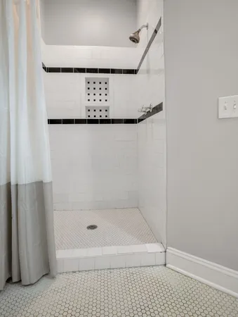 $2,800 | 1506 Lischey Avenue, Nashville, TN 37207