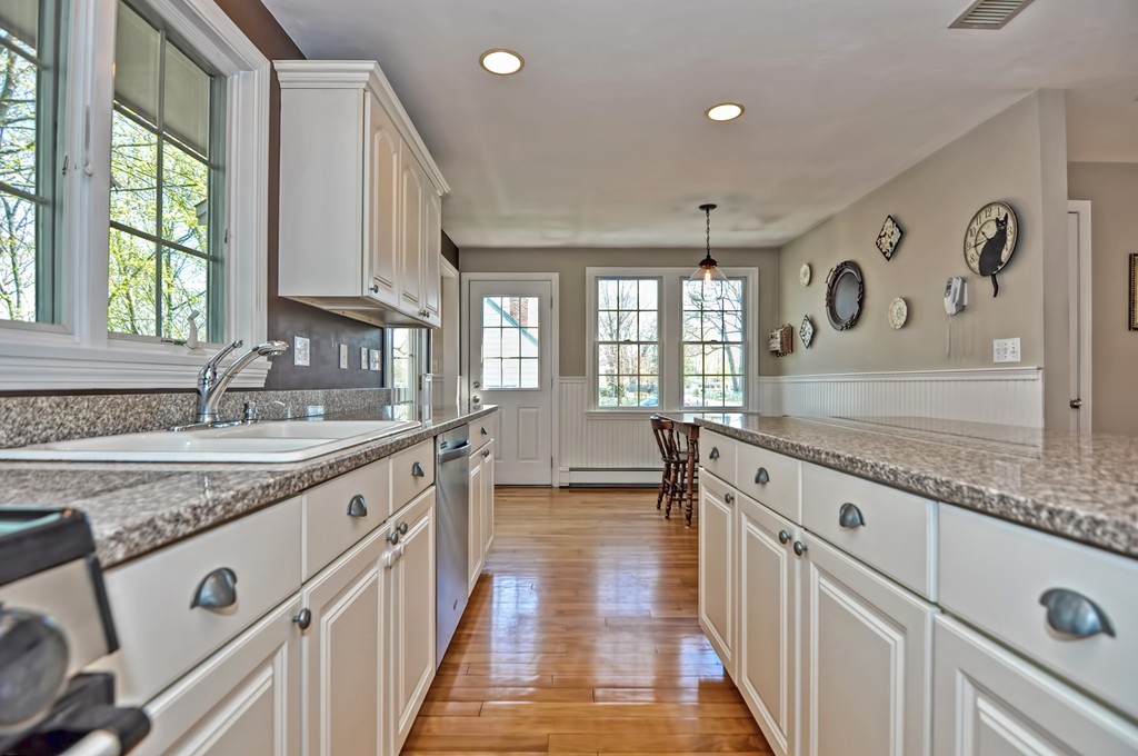 49 Cypress Road Wrentham, MA 02093 - Photo 8 of 25 Gallery Image 8