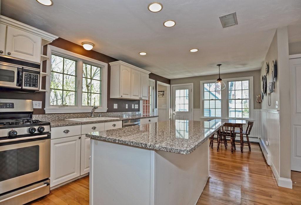 49 Cypress Road Wrentham, MA 02093 - Photo 9 of 25 Gallery Image 9