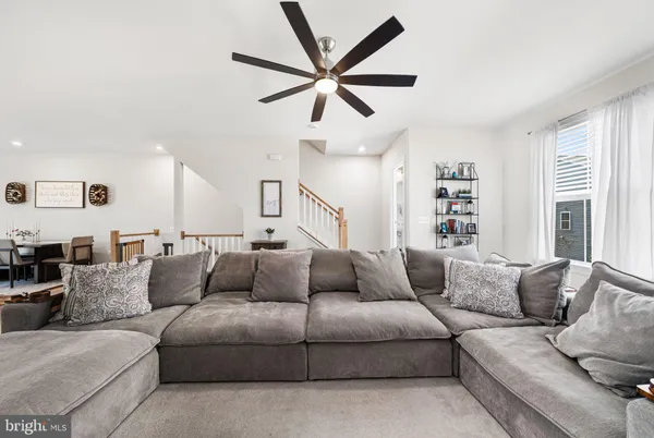 $574,999 | 10539 Waterbury Woods Way, Manassas, VA 20112