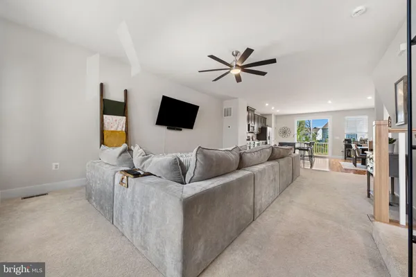 $574,999 | 10539 Waterbury Woods Way, Manassas, VA 20112