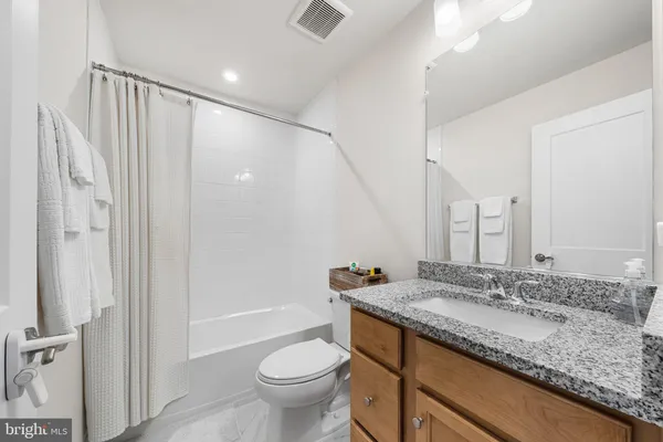 $574,999 | 10539 Waterbury Woods Way, Manassas, VA 20112