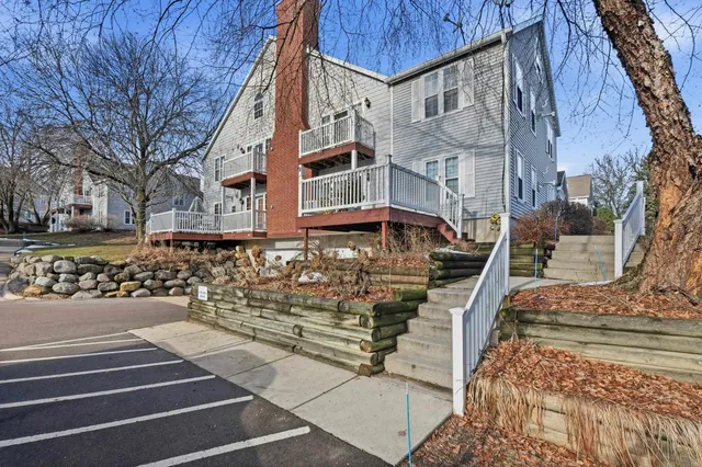 $237,500 | 802 Kottke Drive, Unit 8, Madison, WI 53719