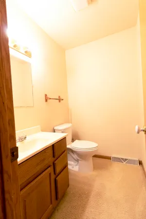$258,000 | 420 East Benton Street, Morris, IL 60450