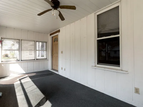 $258,000 | 420 East Benton Street, Morris, IL 60450
