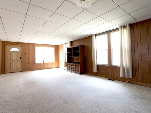 $258,000 | 420 East Benton Street, Morris, IL 60450