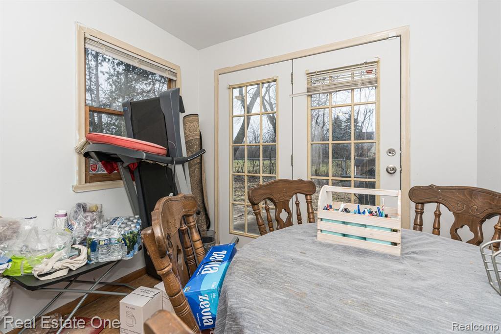 4165 Crooks Road Troy, MI 48098 - Photo 20 of 28 Gallery Image 20