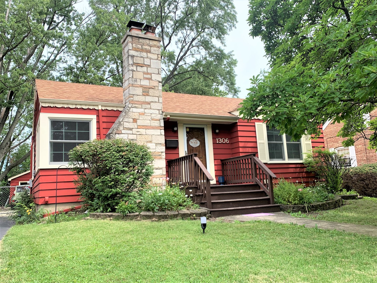 1306 Olive Road Homewood, IL 60430 - Photo 1 of 18