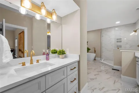 $1,595,000 | 18498 Hollow Hills Drive, Wildwood, MO 63069